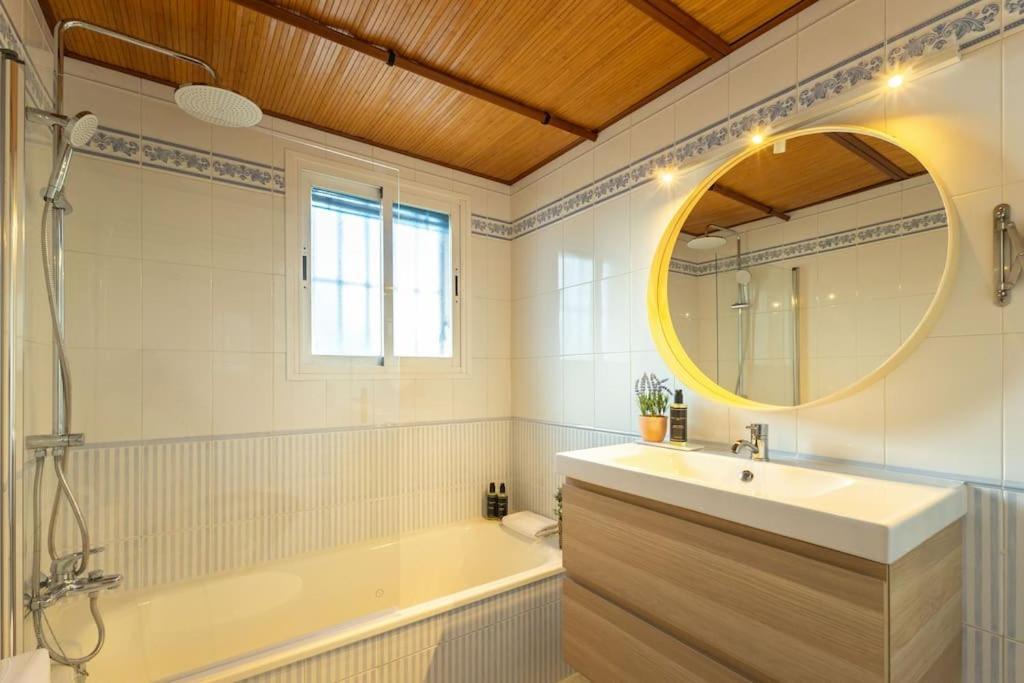 Triana Deluxe By Valcambre Daire Sevilla Dış mekan fotoğraf