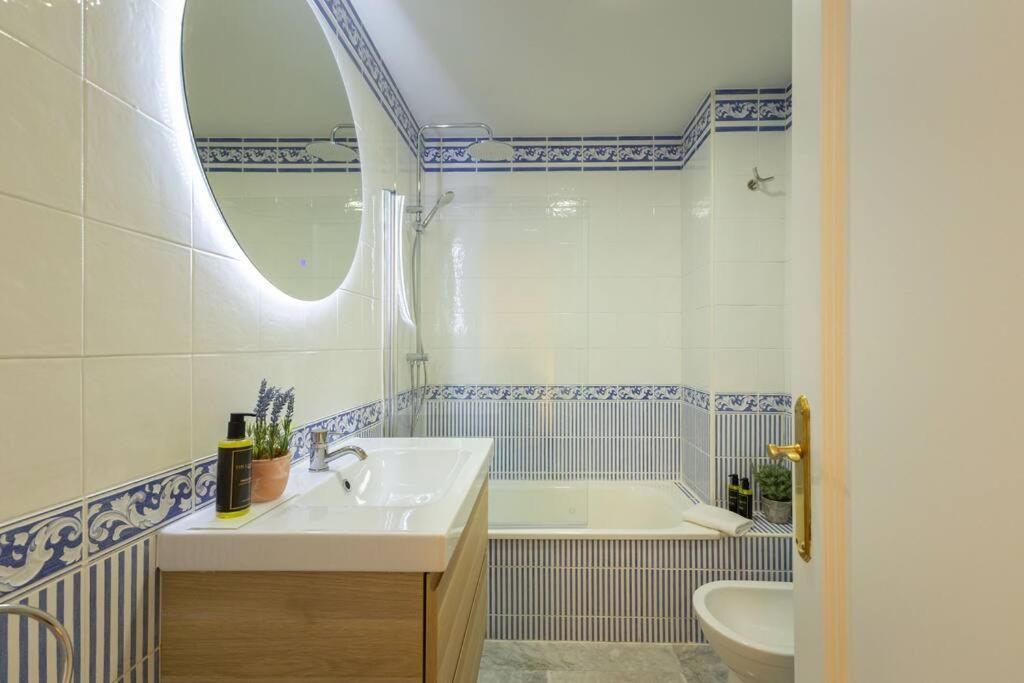 Triana Deluxe By Valcambre Daire Sevilla Dış mekan fotoğraf