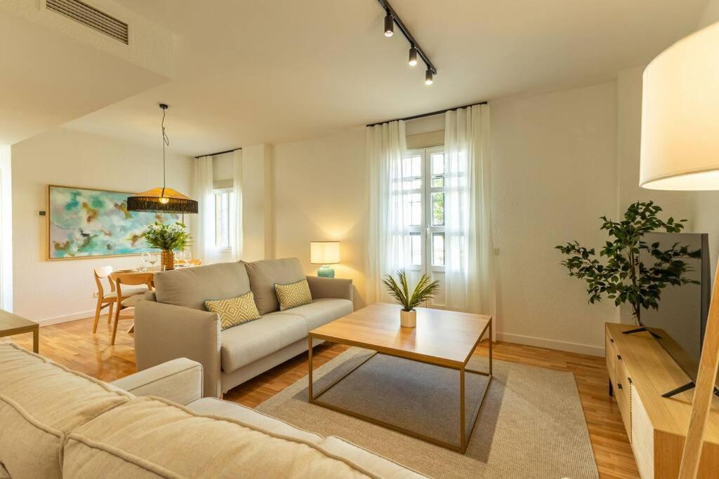 Triana Deluxe By Valcambre Daire Sevilla Dış mekan fotoğraf